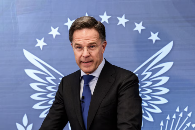 NAVO-bondgenoten weigeren deel te nemen aan Trumps blokkade rond Iran, waardoor de kloof groter wordt