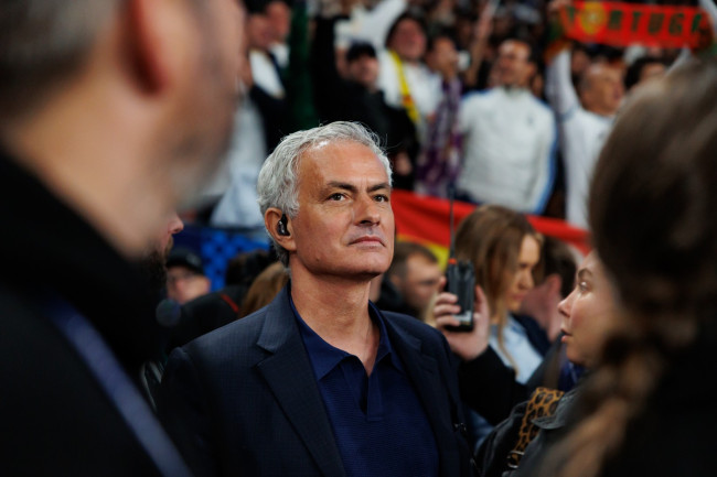 Mourinho heeft niet-onderhandelbare voorwaarden om naar Real Madrid te gaan, waaronder het verwijderen van zeven spelers