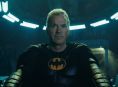 Keaton's Batman en ouders krijgen de spotlights in The Flash trailer