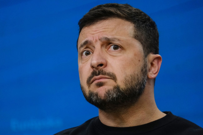 Oekraïne zal alleen verkiezingen houden na het staakt-het-vuren, zegt Zelensky