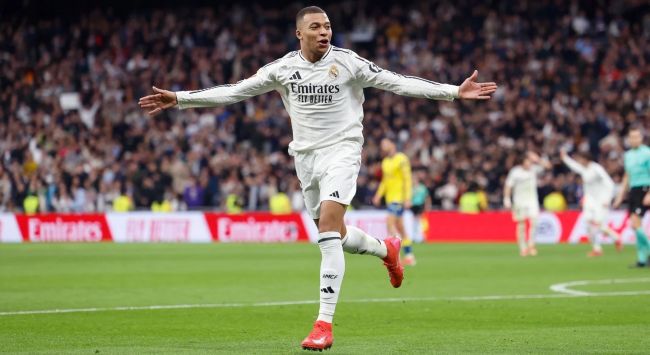 Real Madrid bevestigt dat Kylian Mbappé beschikbaar is voor de wedstrijd van vanavond tegen Manchester City