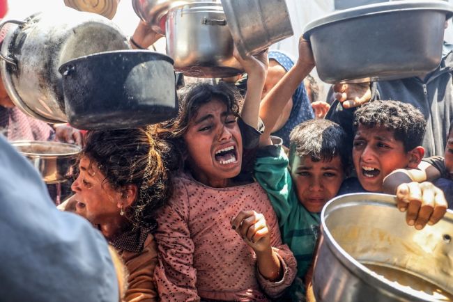 Israël hervat Gaza-offensief nu de beperkte toegang tot hulp begint