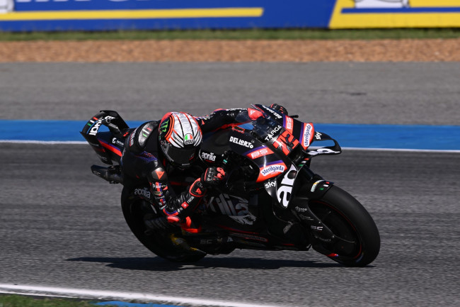 Marco Bezzecchi vervult zijn droom om de Italiaanse GP te winnen en breidt zijn leiderschap in de MotoGP uit