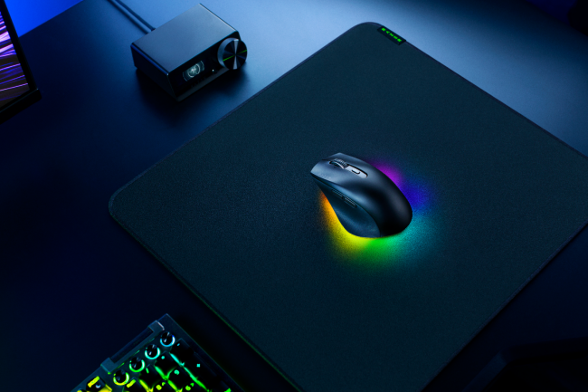 Razer's latest mouse is meant to be used vertically