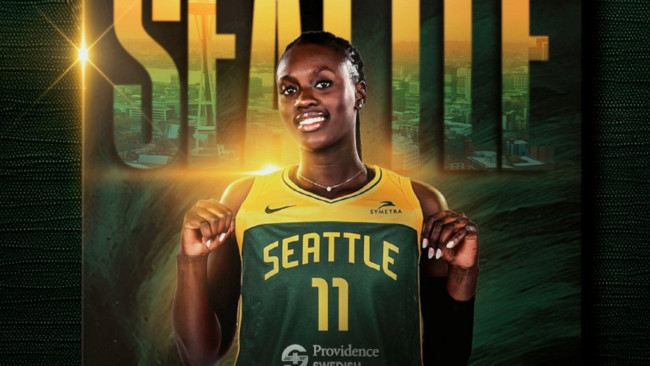 Spaanse spelers schrijven geschiedenis bij de WNBA draft, die in zijn 30e jaar salarissen verhoogt