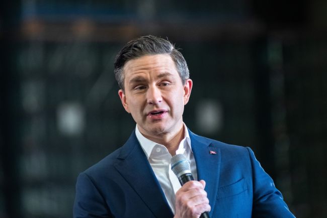 Canada's Poilievre keert terug naar het parlement na tussentijdse verkiezingsoverwinning