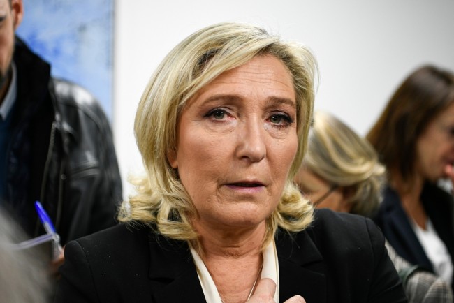 Le Pen ontkent misbruik van EU-middelen tijdens beroepsproces