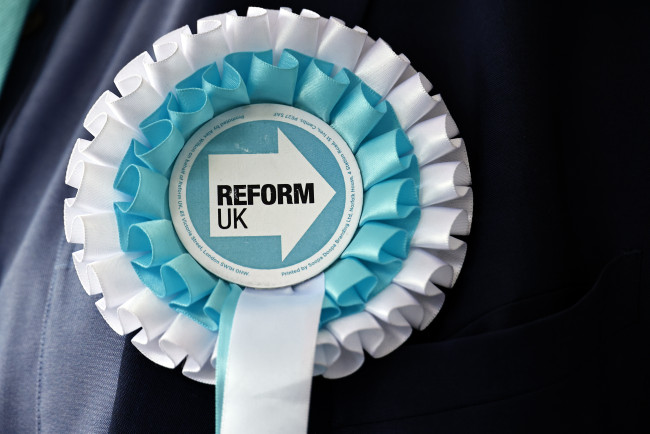 Britse lokale verkiezingen 2026: Hervorming boekt enorme vooruitgang terwijl Labour en Conservatieven wankelen