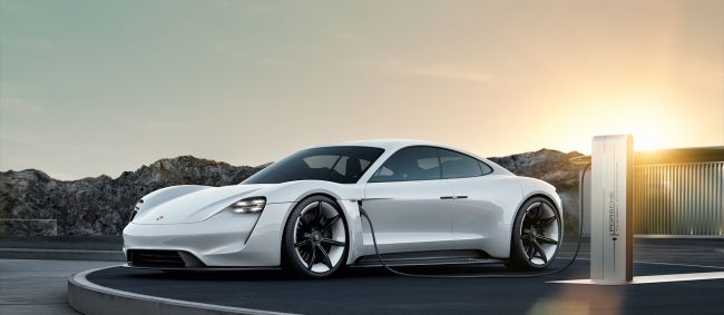 Porsche geeft toe dat de Taycan arriveerde voordat de markt klaar was