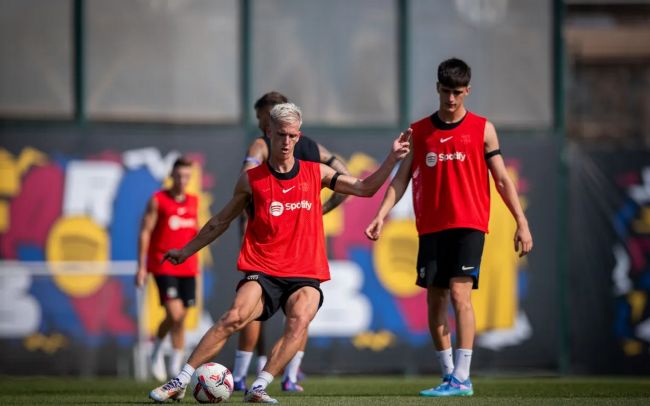 De toekomst van Barcelona's Dani Olmo en Pau Víctor is nu in handen van de Spaanse regering