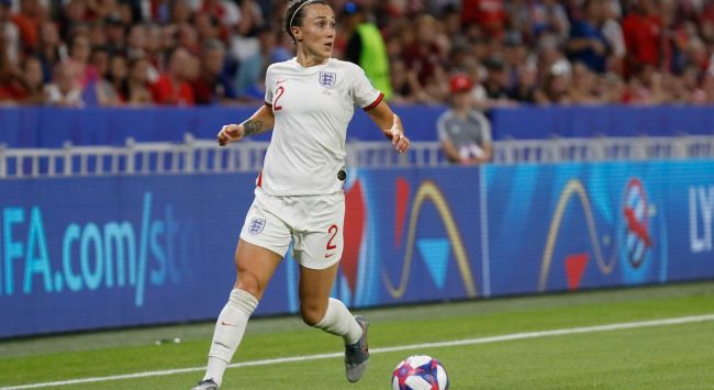 Engeland komt terug van een achterstand en wint 