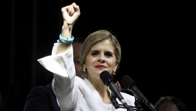 Costa Rica kiest de conservatieve Laura Fernandez als president