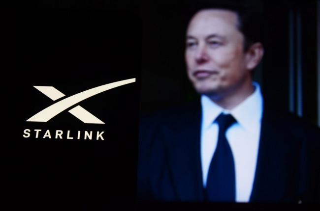 Musk zegt dat pogingen om het Russische gebruik van Starlink te blokkeren hebben gewerkt