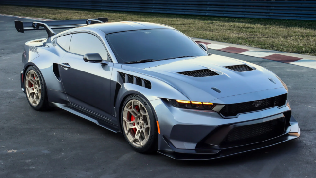Ford wil de Mustang-familie "uitbreiden"