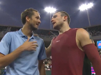 Jack Draper en Daniil Medvedev discussi&euml;ren over hindernisstraf bij Indian Wells