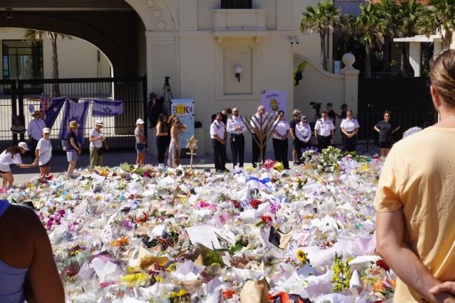 Australië houdt nationale rouwdag voor slachtoffers van het bloedbad in Bondi Beach