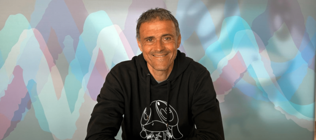 Luis Enrique bedankt Barcelona voor attent gebaar naar Xana Foundation