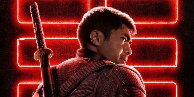 Henry Golding haalt bijna zijn naam uit de hoge hoed om de volgende James Bond te worden