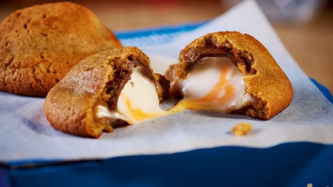 Deze vreemd uitziende croissant is Thailands nieuwste virale voedselrage