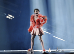 Eurovisiewinnaar Nemo keert de trofee van 2024 terug uit protest tegen Isra&euml;l dat in 2026 deelneemt