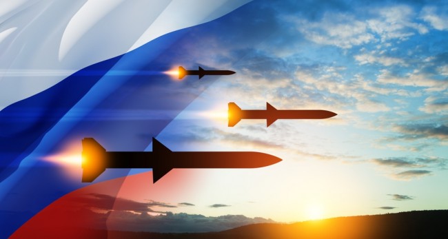 Alles wat je moet weten over de nucleair capabele hypersonische raket die bekendstaat als Oreshnik