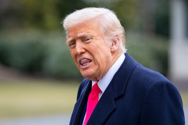 Trump steunt arrestatie van de gouverneur van Californië te midden van een botsing over de inzet van de Nationale Garde