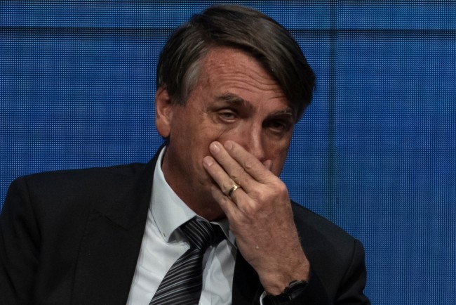 De voormalige president van Brazilië, Jair Bolsonaro, begint een gevangenisstraf van 27 jaar voor de staatsgreeppoging in 2022