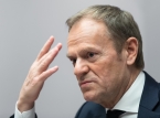 Tusk waarschuwt dat het geschil in Groenland de NAVO-eenheid onder druk kan zetten: "Ik maak me grote zorgen"
