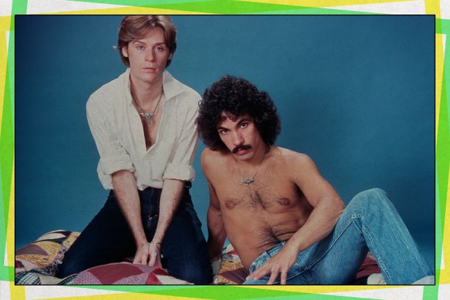Hall & Oates fight legal battle, lawsuit and restraining order