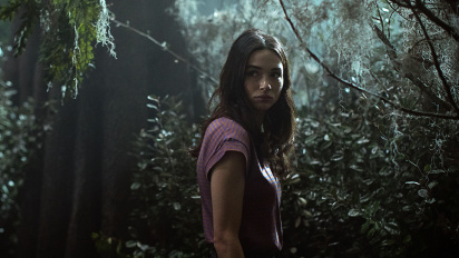 Crystal Reed voelde de druk van het spelen van Swamp Thing 's Abby Arcane